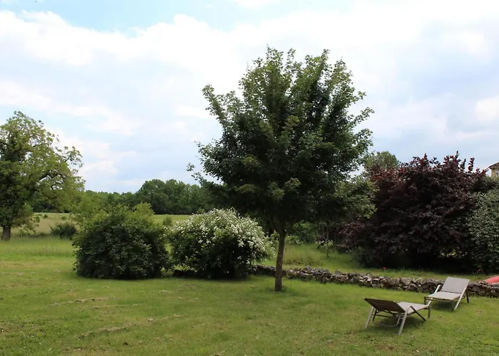 Maison De Charme En Dordogne Avec Parking Et Animaux Acceptes - Fr-1-616-103 *